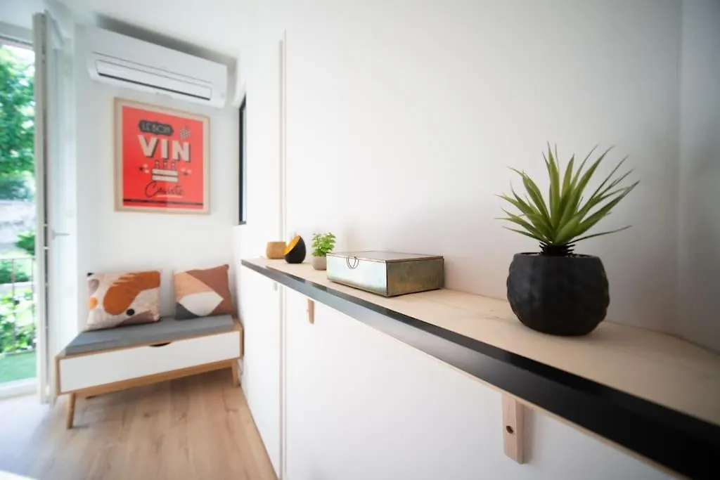 Apartment Air Conditioning Balcony 5 Couchages Marseille
